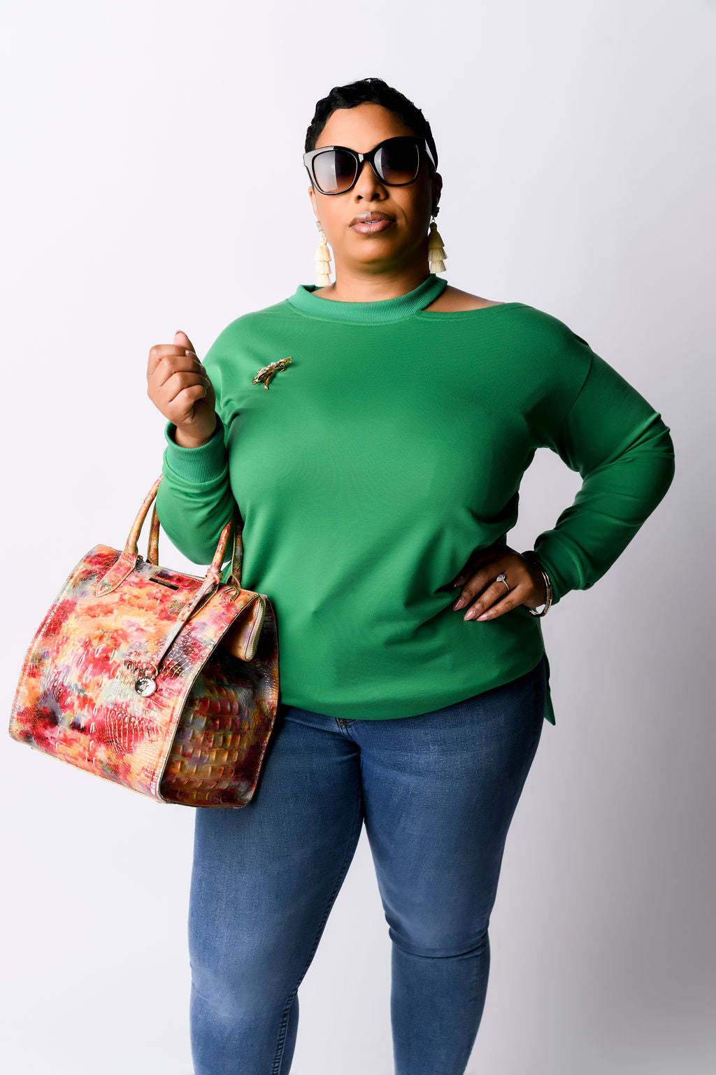 Green "Dividend" Cutout Shoulder Decor Sweatshirt